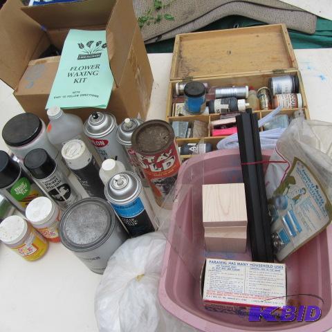 lot 259 image: Craft Supplies, Waxing, Paint