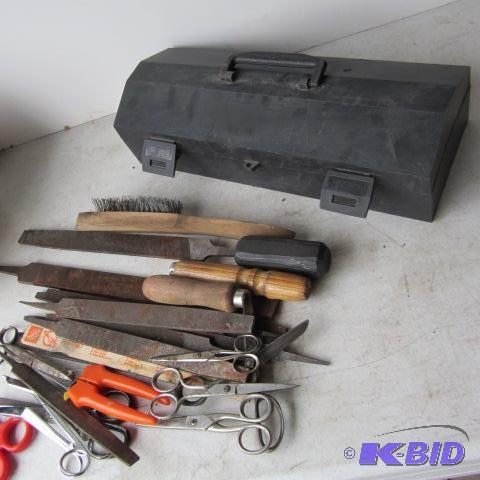 lot 270 image: Files, Steel Brushes, Scissors