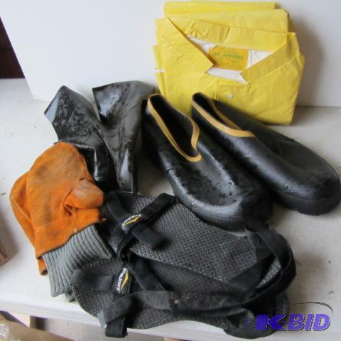 lot 292 image: Rubbers, Haz Suit, Choppers