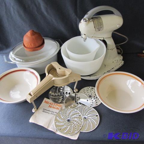 lot 35 image: Stand Mixer, Slicer, Garlic Baker