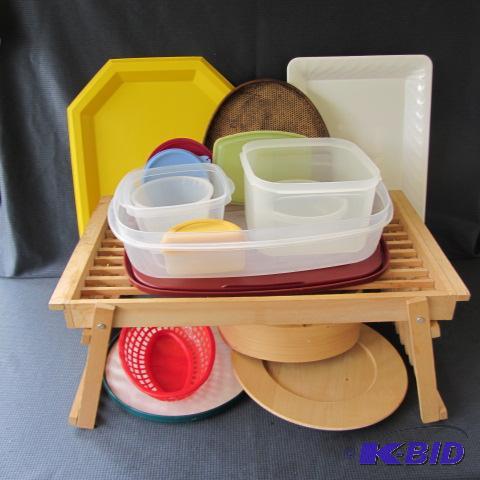 lot 38 image: Trays, Turntable, Wooden Plate