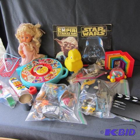 lot 47 image: Childrens Toys