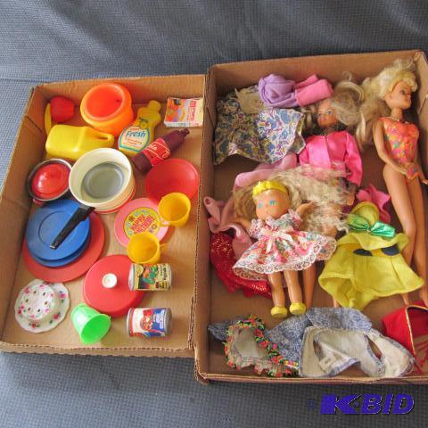 lot 48 image: Doll Clothes & Furniture