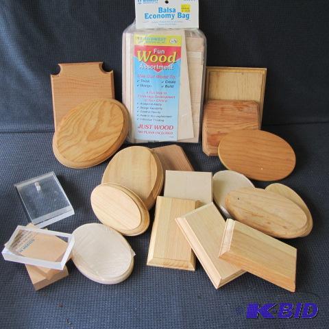 lot 71 image: Craft Wood, Acrylic Bases