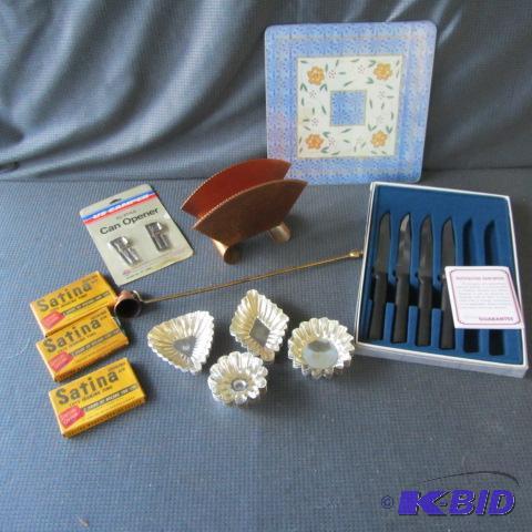lot 94 image: Vintage Kitchenwares