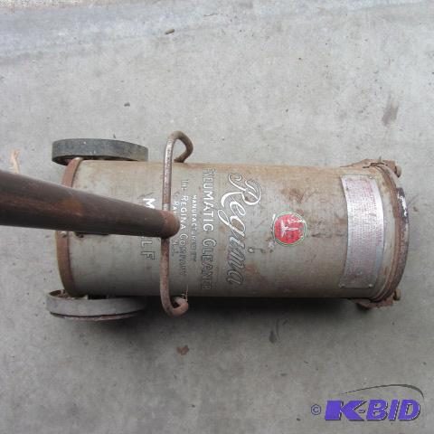 Regina Pneumatic Cleaner