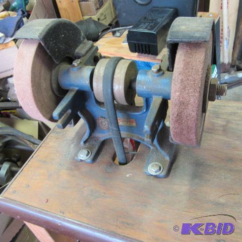 Double Wheel Grinder
