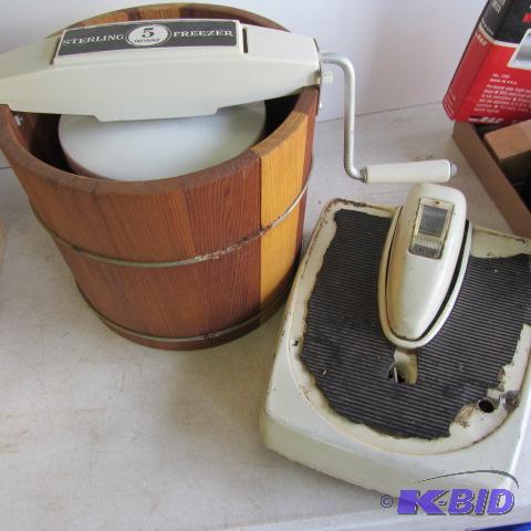 Ice Cream Maker, Scale