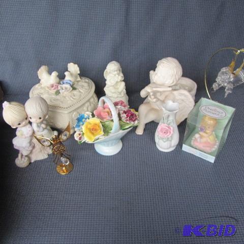 Dresser Boxes, Figures