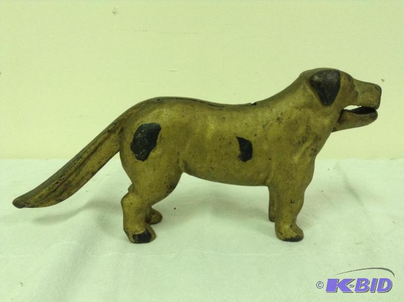 lot 36 image: Cast Iron Dog Nut Cracker