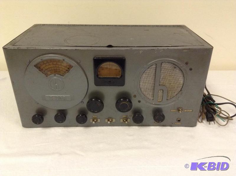lot 45 image: Vintage Amateur Radio