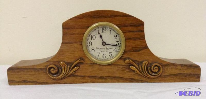 lot 64 image: Minneapolis Honeywell Mantle Clock