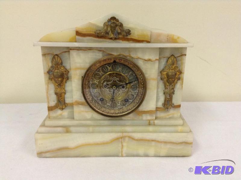 lot 66 image: Awesome Vintage Onyx Case Mantle Clock