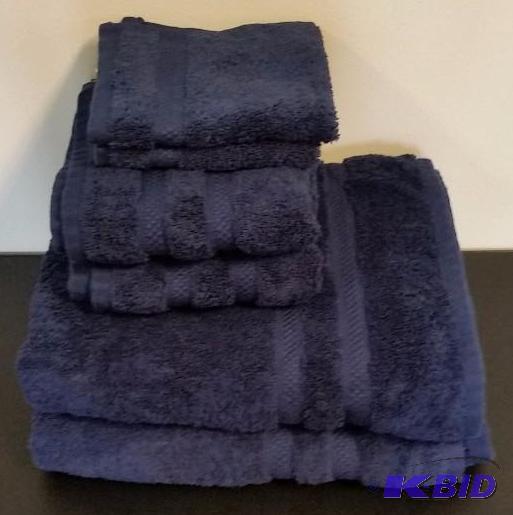 lot 10 image: JC Penny Home 6 Piece Bath Towel Set Navy Blue