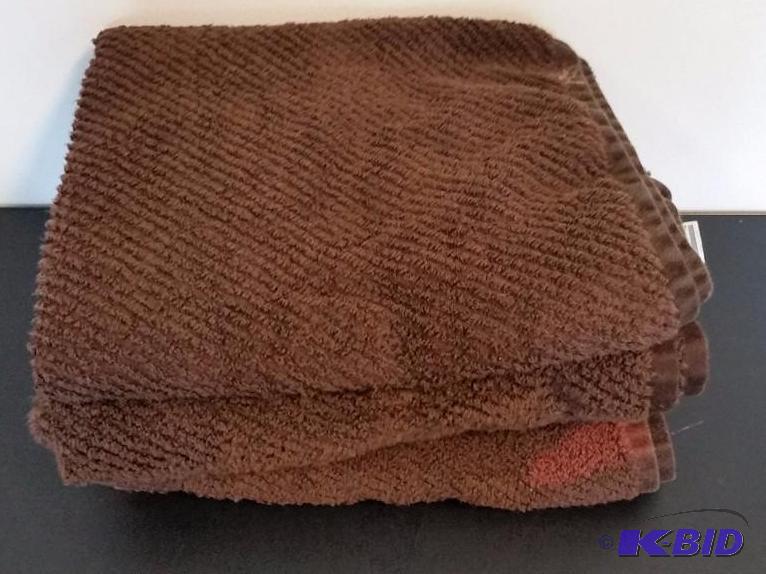 lot 4 image: Linden Street Quick Dri 3 Bath Towels Chocolate Brown