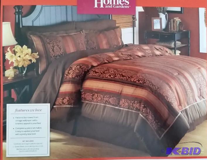 Better Homes and Gardens Queen Comforter Set Rusts and Browns