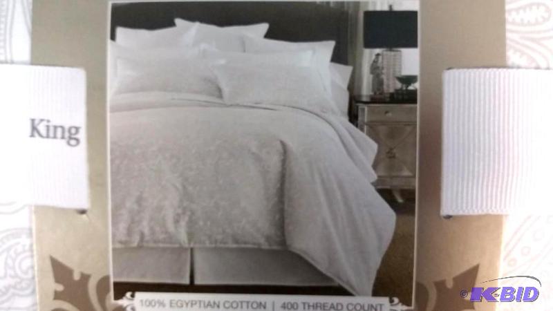 Royal Velvet Reversible Duvet Cover Set White with Gray Pattern