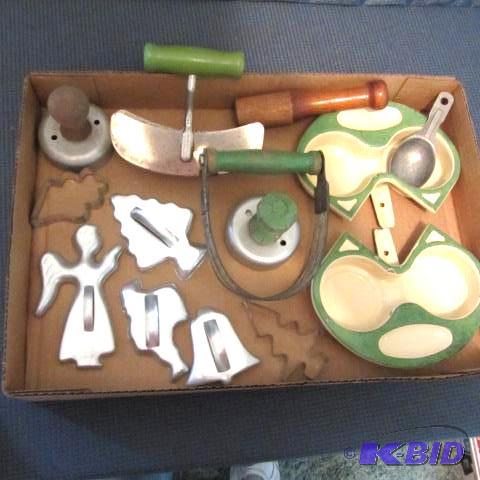 Vintage Kitchenwares