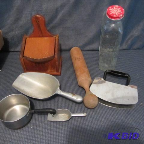 Vintage Kitchenwares