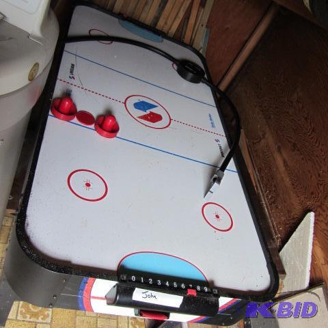 Air Hockey Table
