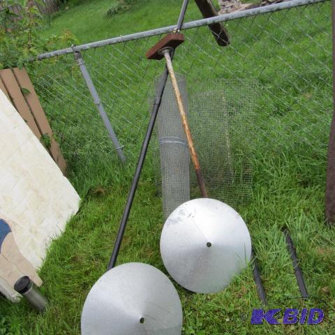 Bird Feeder Stands, Guards