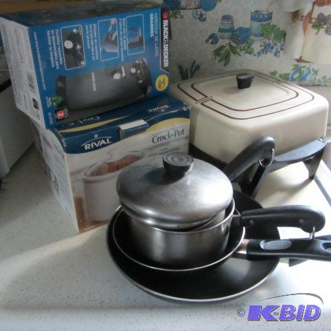 Fry Pan, Crock Pot, Kettles