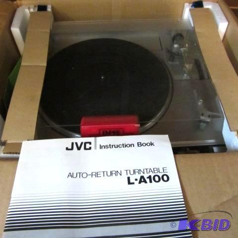 JVC Turntable