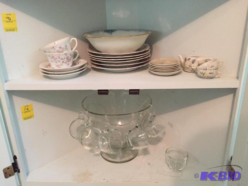 lot 10 image: Mixed Porcelain Pieces and Clear Glass Punch Bowl
