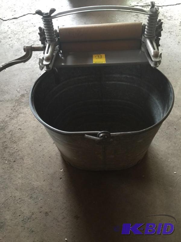 lot 133 image: Vintage Metal Wash Pail with Wringer
