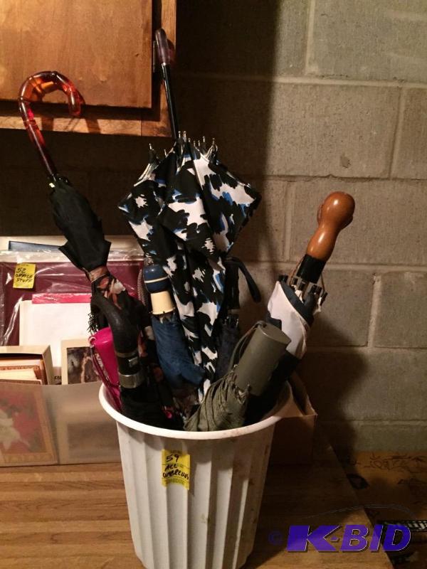 lot 59 image: Umbrellas