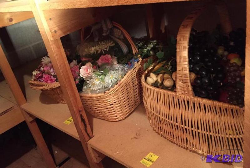 lot 71 image: Baskets of Faux Flowers and Fruit