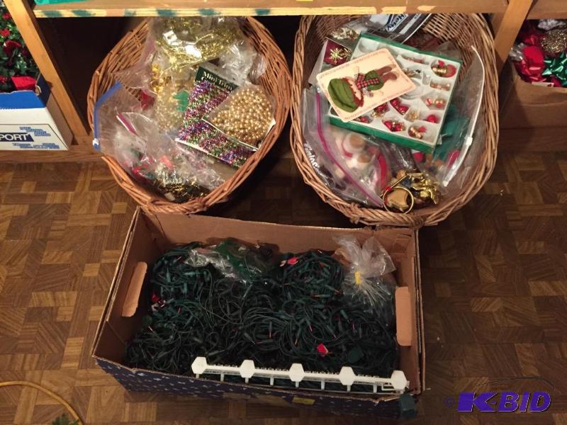 lot 93 image: Christmas Lights and More