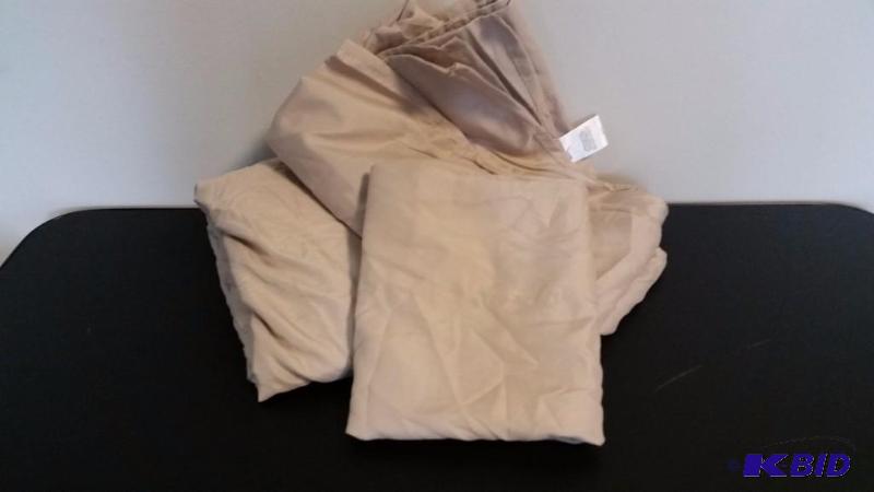 lot 27 image: JCP Home  Light Taupe TWIN Sheet Set.  Flat, Fitted and 1 Pillow case.  Out of Package.