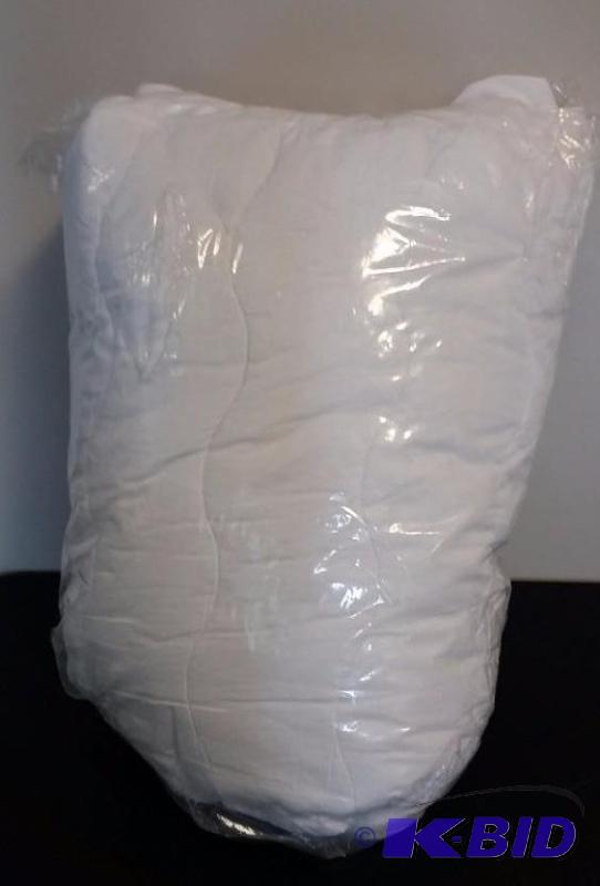 lot 39 image: JCP HOME Open Package Twin Mattress Pad.