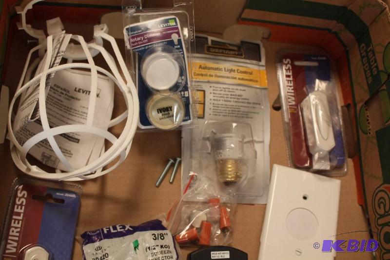 20 electrical items, with locks utuility knife blades and flashlight