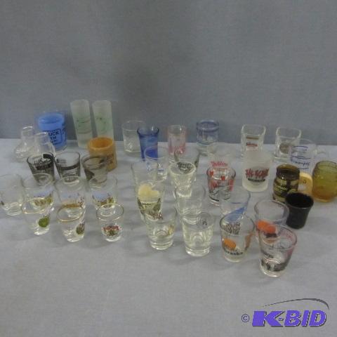 lot 118 image: Shot Glasses