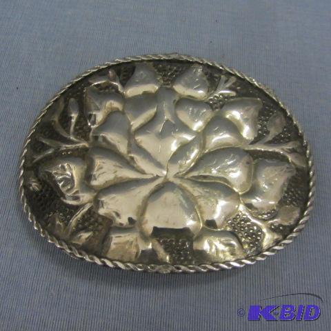 lot 156 image: Silver & Black Belt Buckle