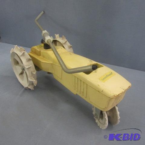 lot 172 image: Tractor Lawn Sprinkler