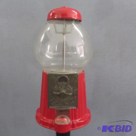 lot 175 image: Carousel Gum Ball