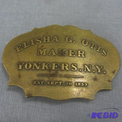 lot 27 image: Otis Elevator Belt Buckle