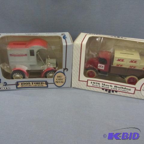 lot 46 image: ERTL Die Cast Metal Banks