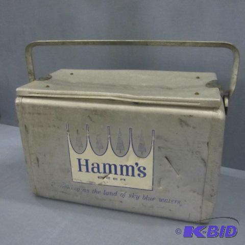 lot 5 image: Hamms Beer Cooler