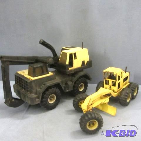 lot 98 image: Tonka Sandbox Toys