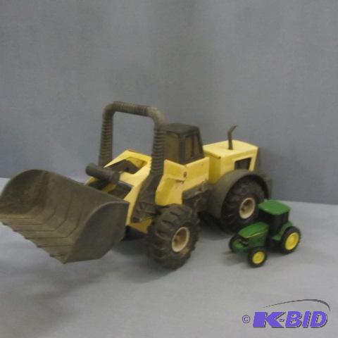 lot 99 image: Tonka Sandbox Toys