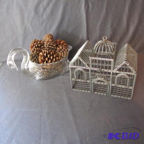 lot 100 image: Bird Cage, Crystal Swan