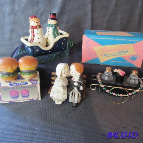 lot 114 image: Salt & Pepper Shakers