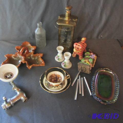 lot 129 image: China, Wind Chime