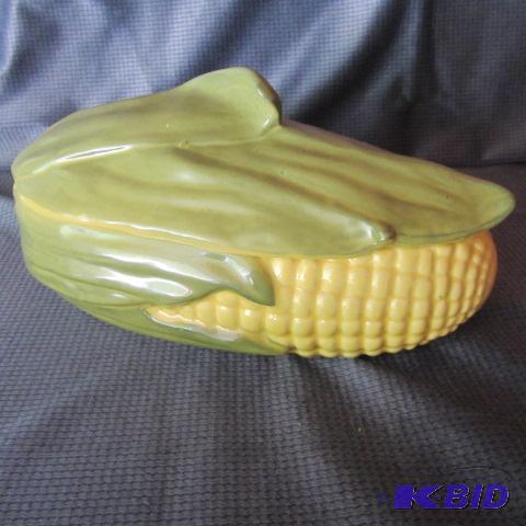 lot 14 image: Shawnee Corn Dish