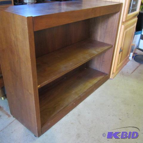 lot 154 image: Wooden Bookcase