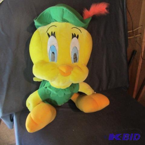 lot 155 image: Tweety Plush Toy